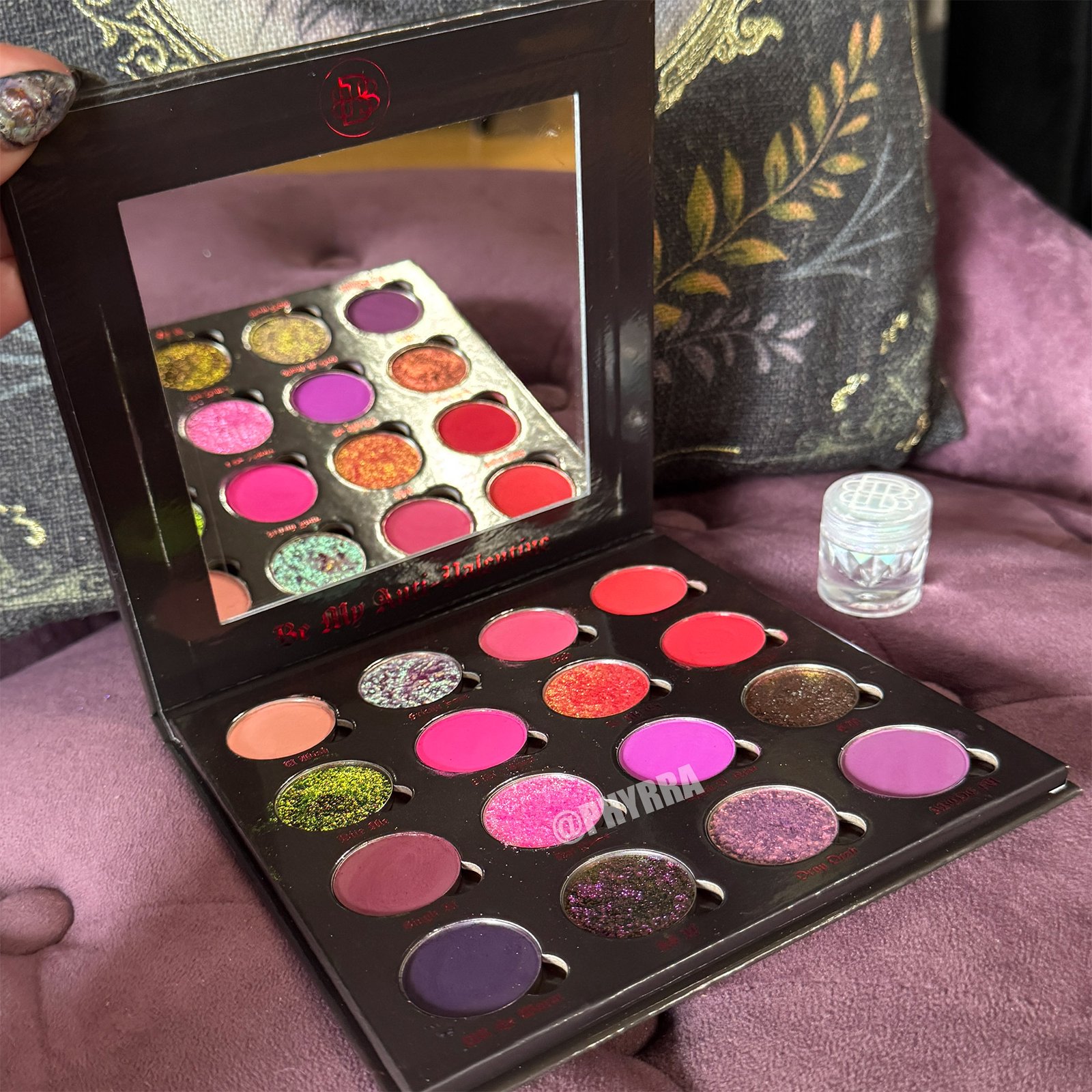Bellabeautebar Useless Roses Palette Assessment